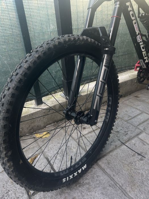 Rockshock zeb aproape nou