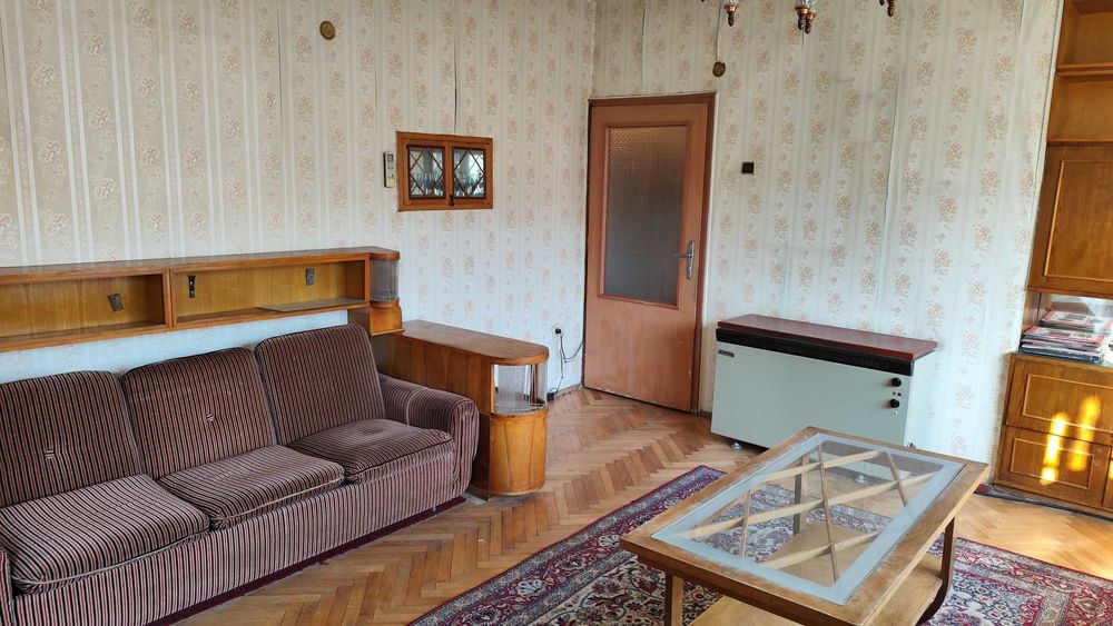 Продава се Тристаен апартамент в Свищов - 98 кв.м за 432 €/кв.м - Снимка #2