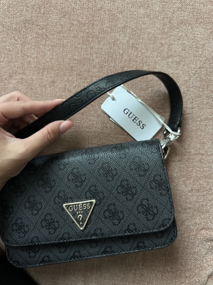 Дамска чанта Guess