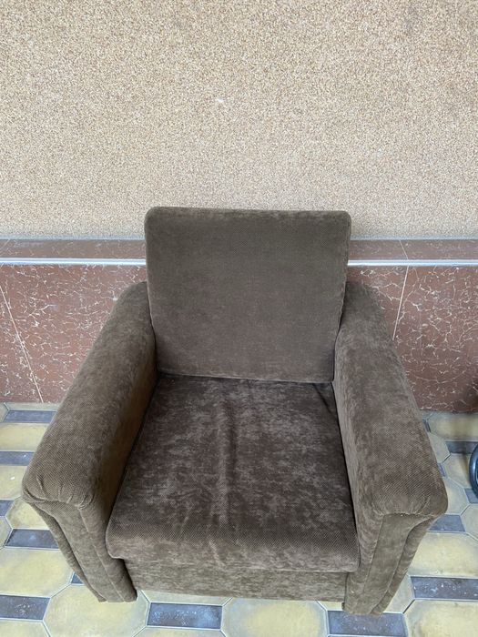 Диван + 2 кресла б/у