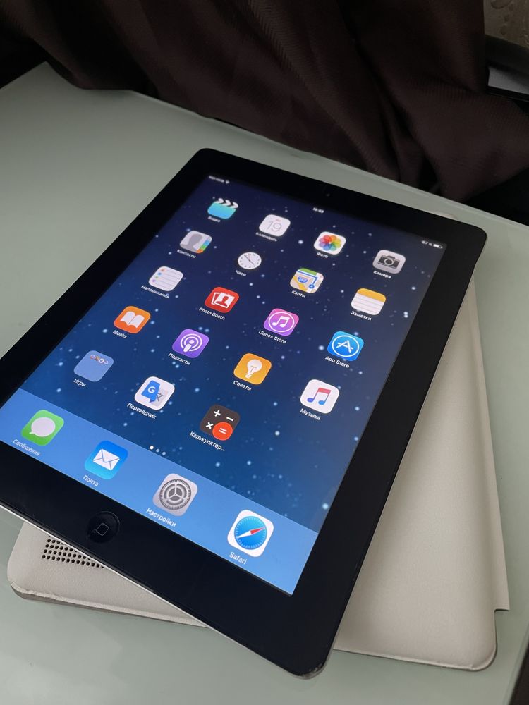 Продам iPad 2 (64)