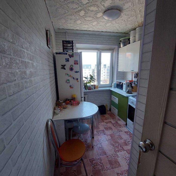 Продам 2-х комтантую квартиру в раоне КСК