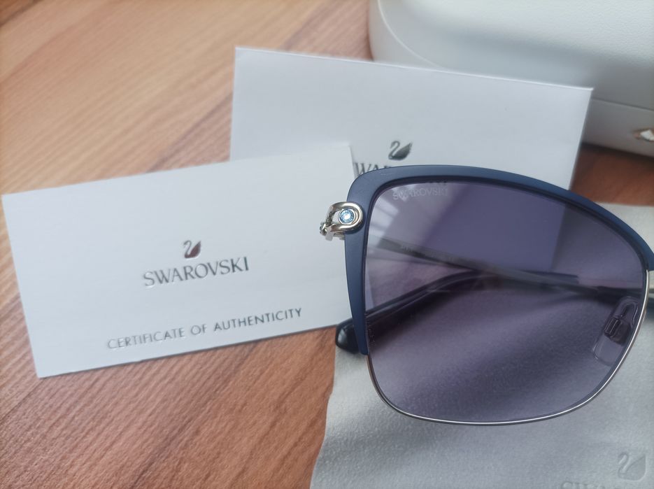 Swarovski нови оригинални слънчеви очила