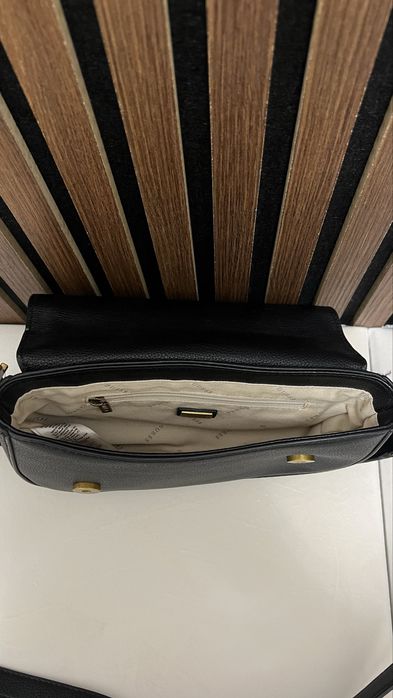 Geantă GUESS originală