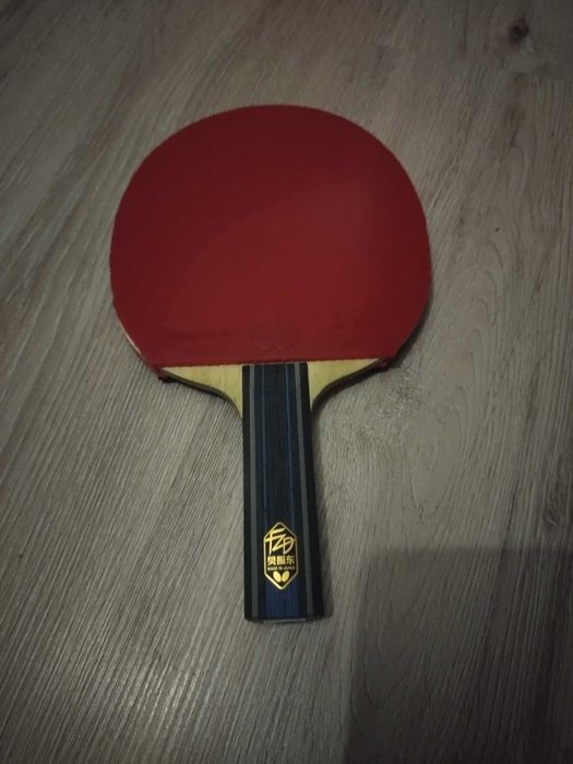 Хилка за тенис на маса Butterfly Fan Zhendong ALC с гуми Dignics 09c