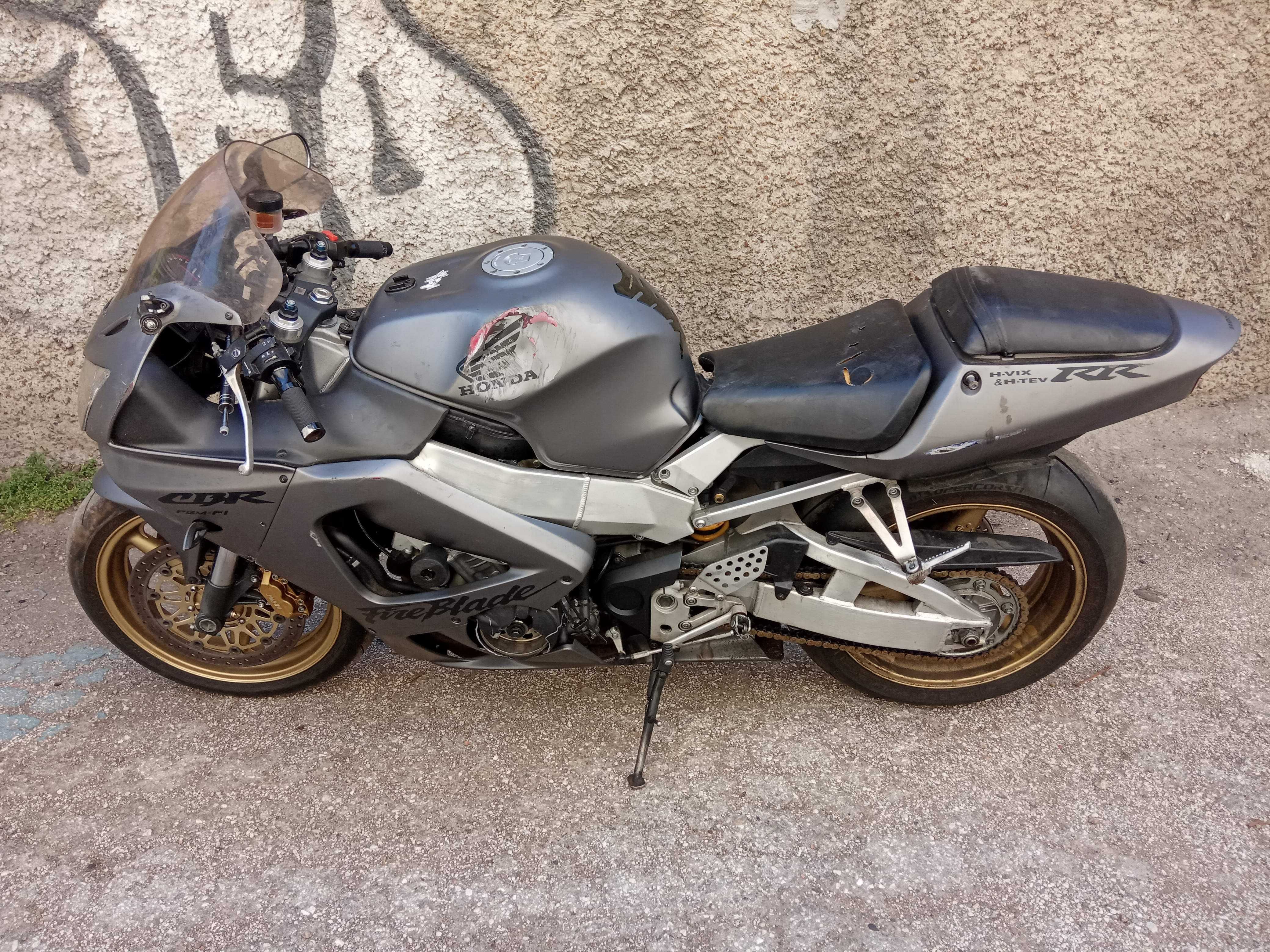 На части Honda CBR 929 Хонда ЦБР 929