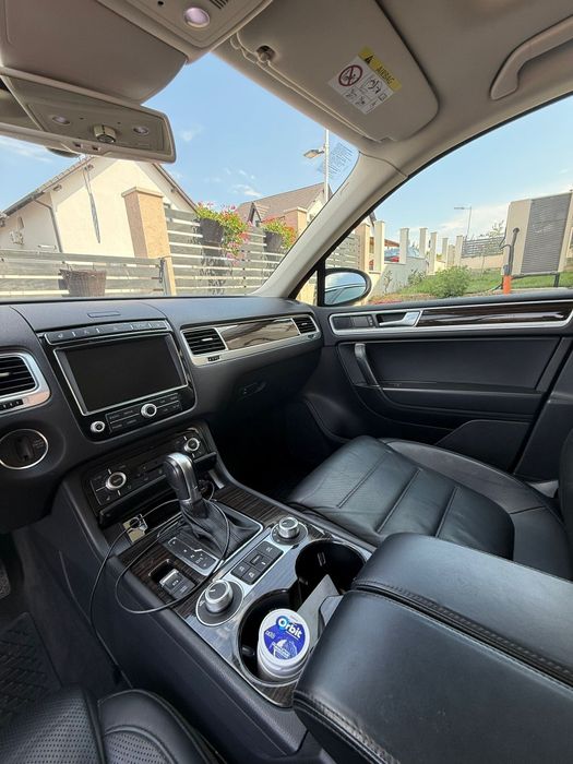 Vând VW Touareg 2014