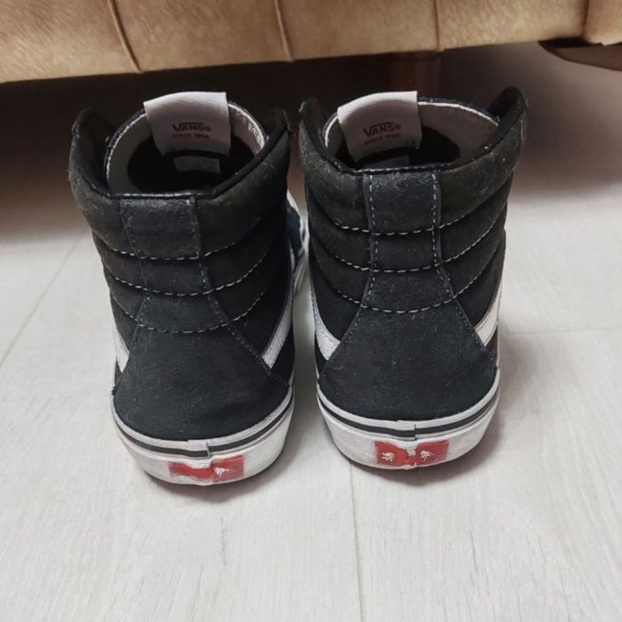 Teniși Vans tip gheata piele întoarsă