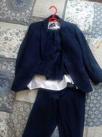 костюм школьный  на 1 класс для 7 летнего. пиджак и брюки