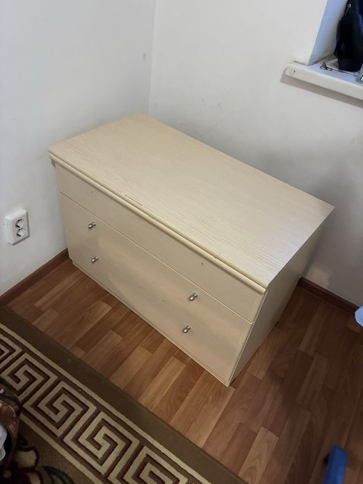 Продам комод.