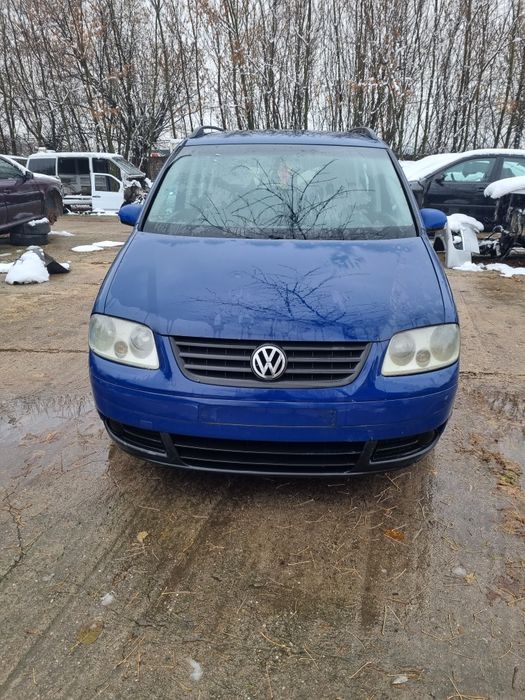 Piese Auto din Dezmembrari VW TOURAN 2005 1.6 FSI