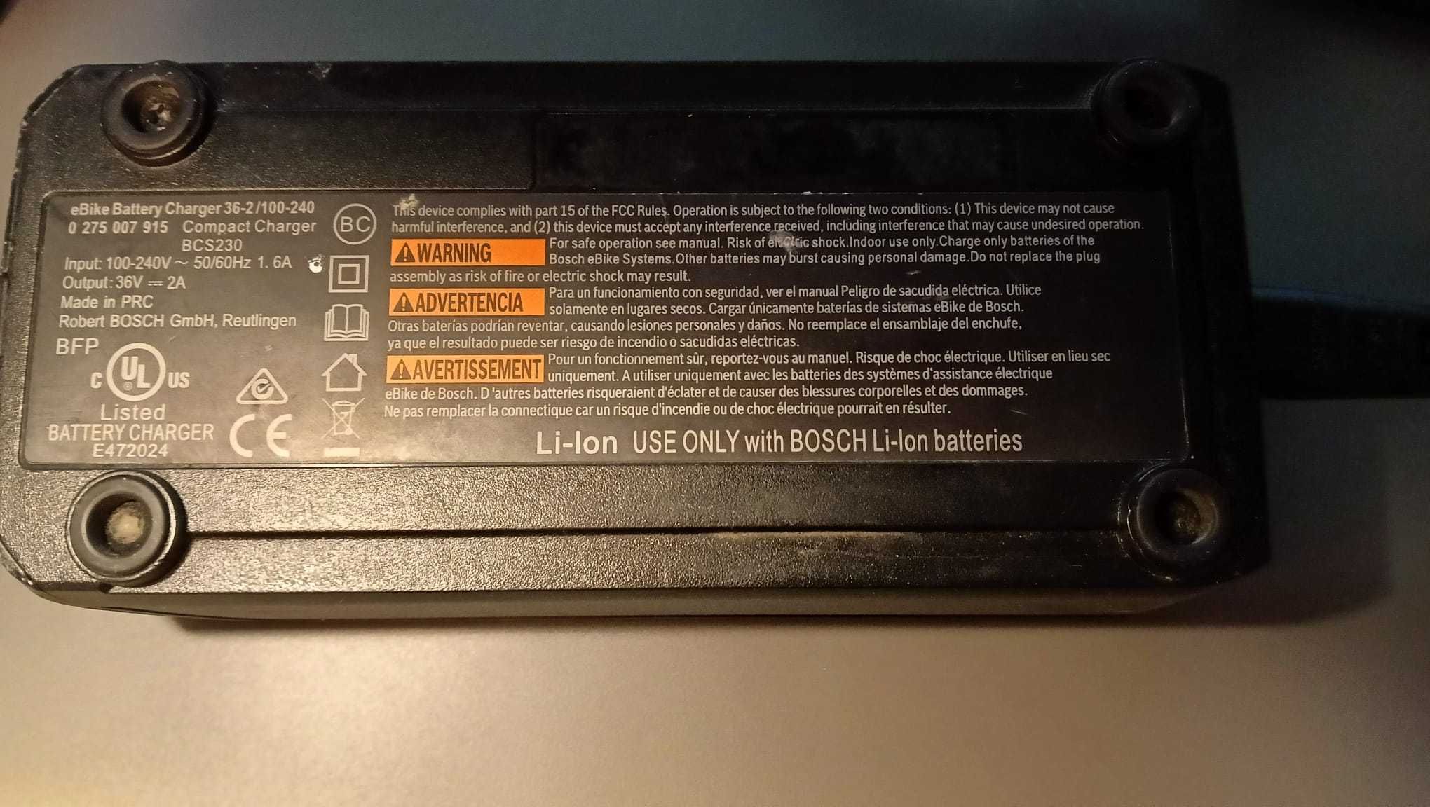 Vând încărcător Bosch pentru e-bike