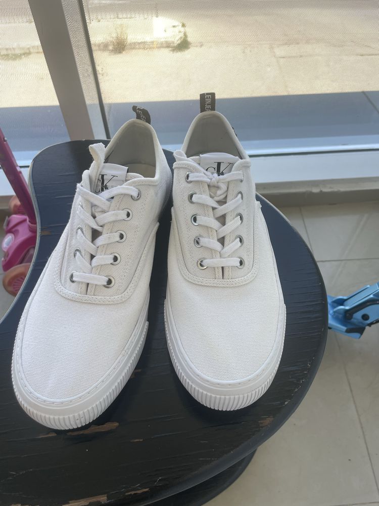 Кецове Calvin Klein