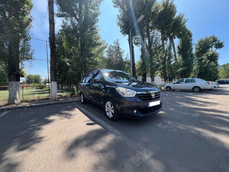 Dacia Lodgy 7 locuri 2013