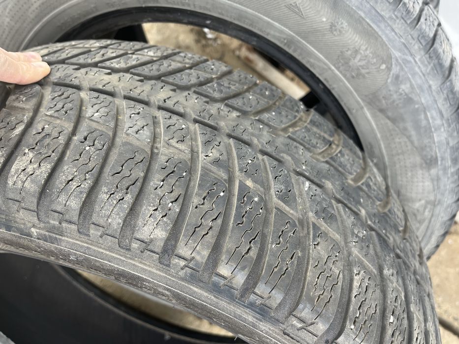 Зимние шины 1 штук размер 17