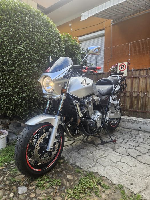 Vand Honda CB1300