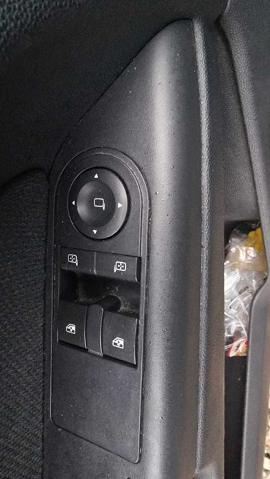 Oglinda Stanga / Dreapta - Opel Astra H GTC - Z20R - pret per bucata