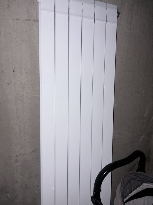 Алуминиеви 2 радиатора +лира за банята