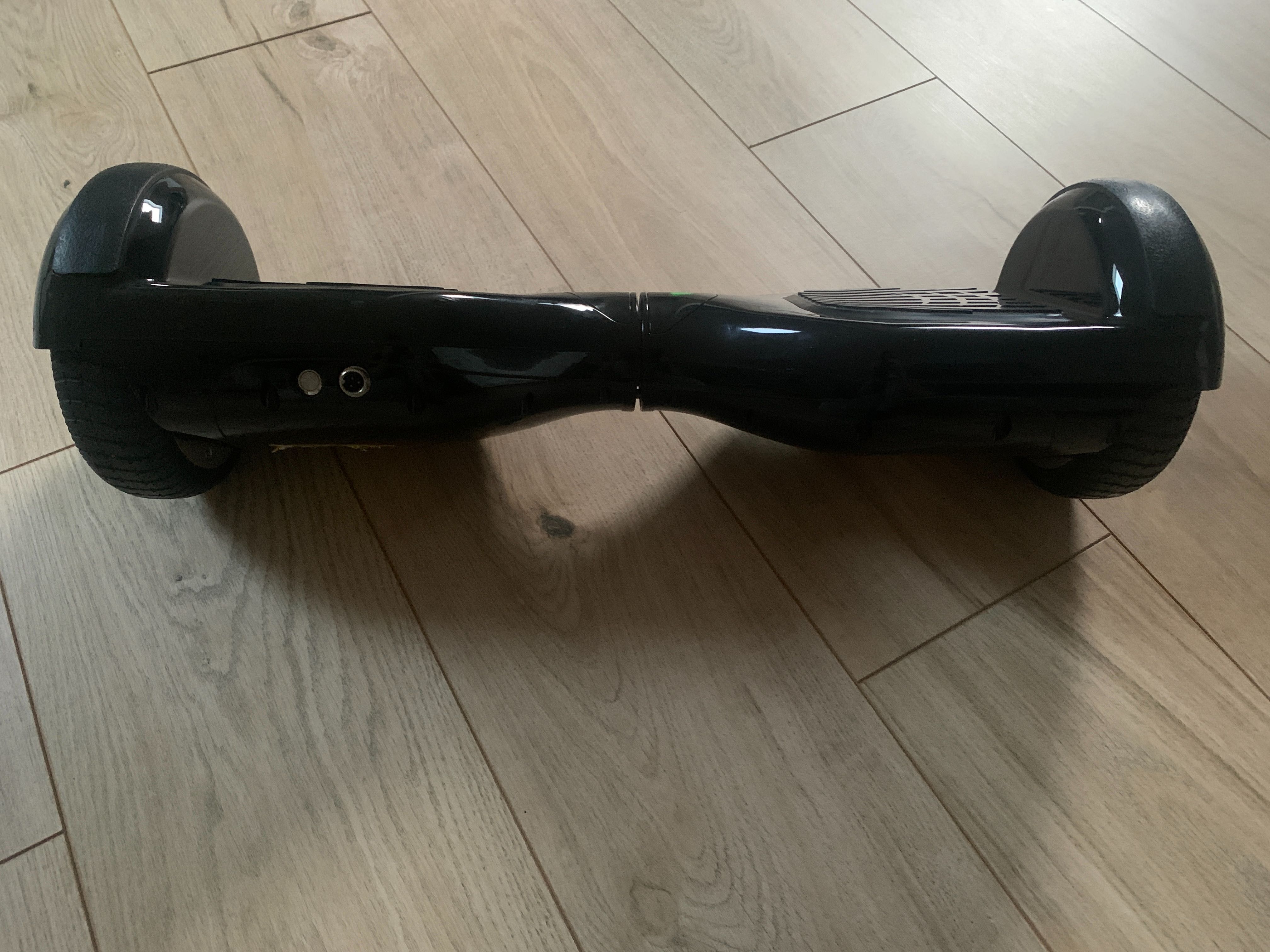 Hoverboard negru in stare foarte buna