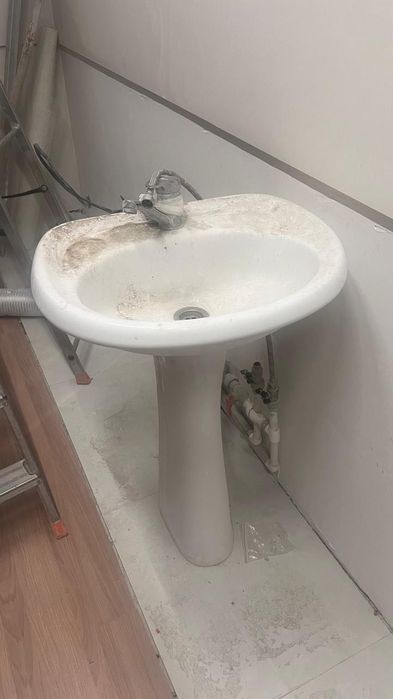 Раковина для ванной комнаты