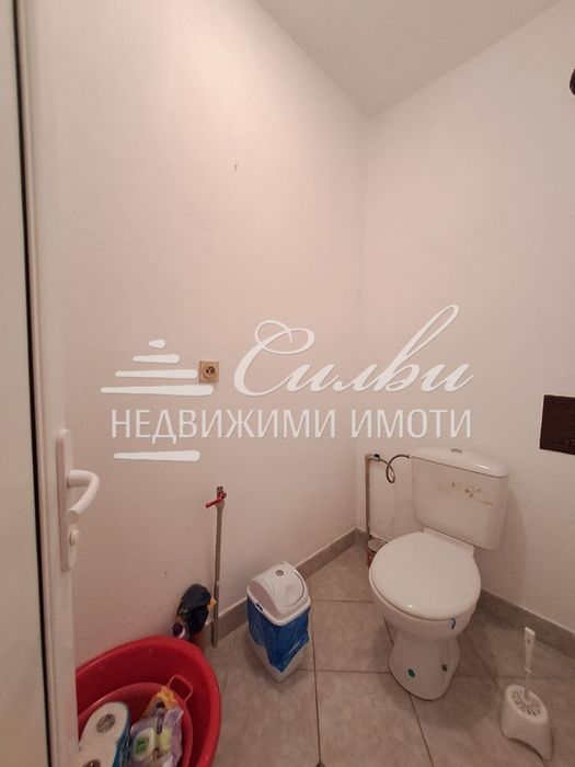 Етаж от двуетажна ТУХЛЕНА къща на плоча – кв. Военно училище.