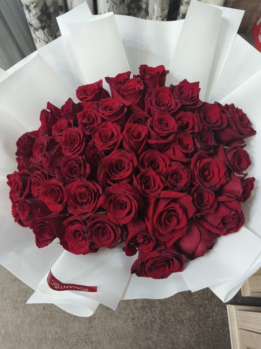 Продам чудесный букет из 49 роз б/у