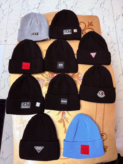 Caciuli diverse modele