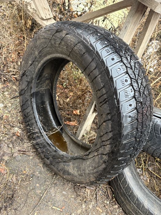 Продам зимний шина 1 шт 205/60/16