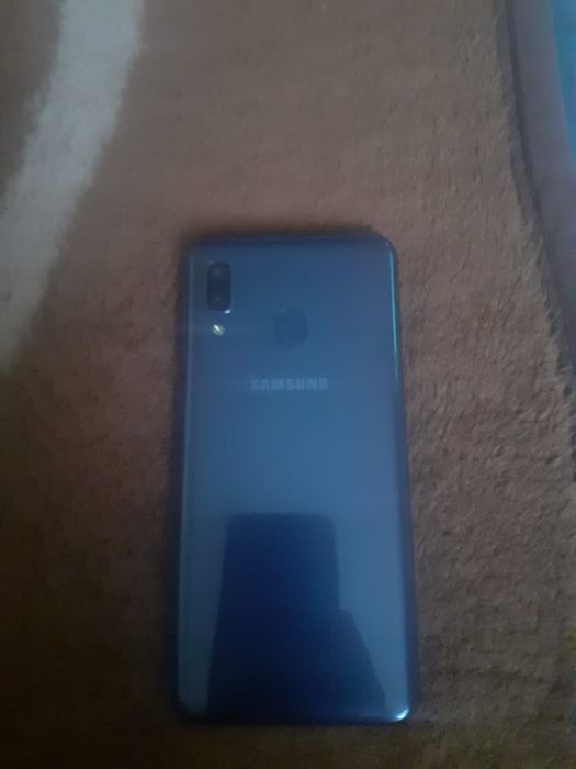 Telefon Samsung galaxy a20e bun îl vând urgent