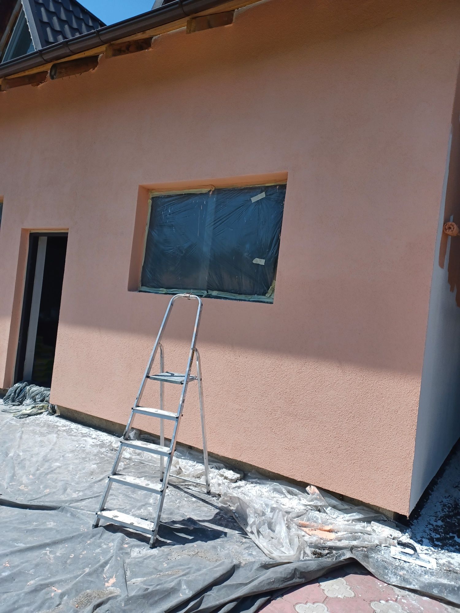 Executam lucrări de construcții la cele mai mici preturi