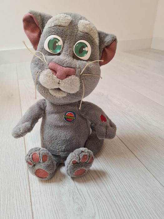Talking Tom, jucărie interactiva