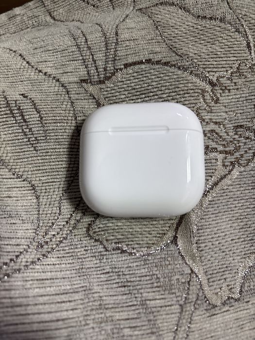 Airpods 4 новый оригинал