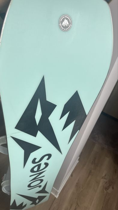 NOI! Snowboard Jones Twin Sister 149 cm, legaturi Union Juliet size M