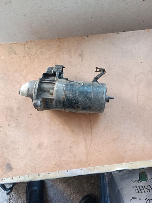 Продам стартер на Ауди дизель 2,4 2,2 куб5 2,2куб  цена8000