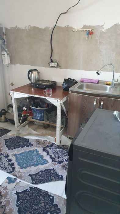 2 xonali 56 kv.m uy sotiladi