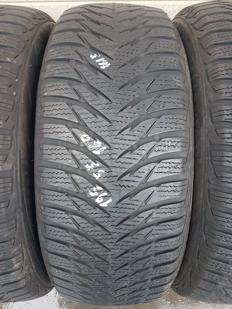 Зимни гуми 4 броя GOODYEAR UltraGrip8 195 55 R16 дот 1615