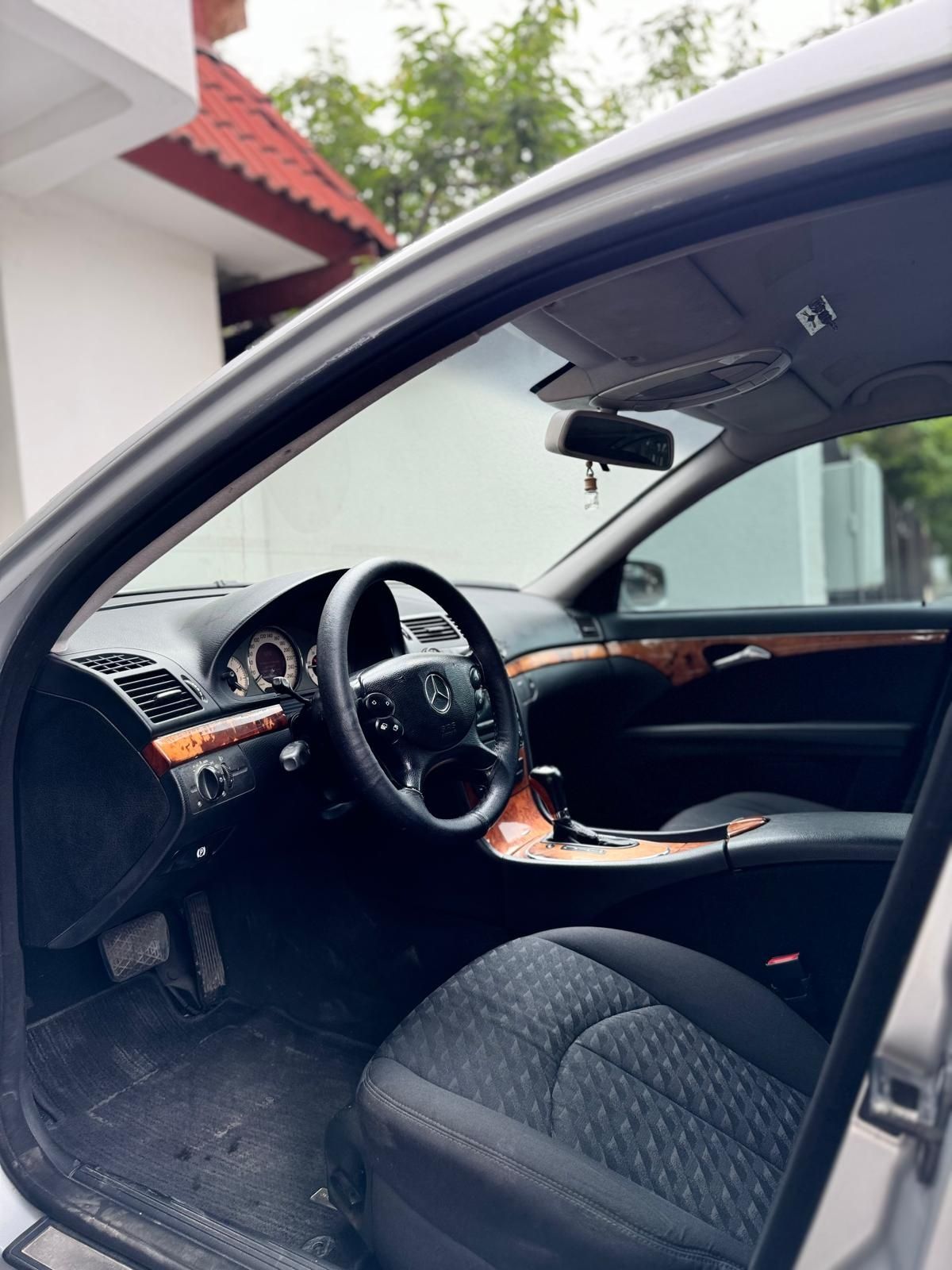 Dric Mercedes Benz w211