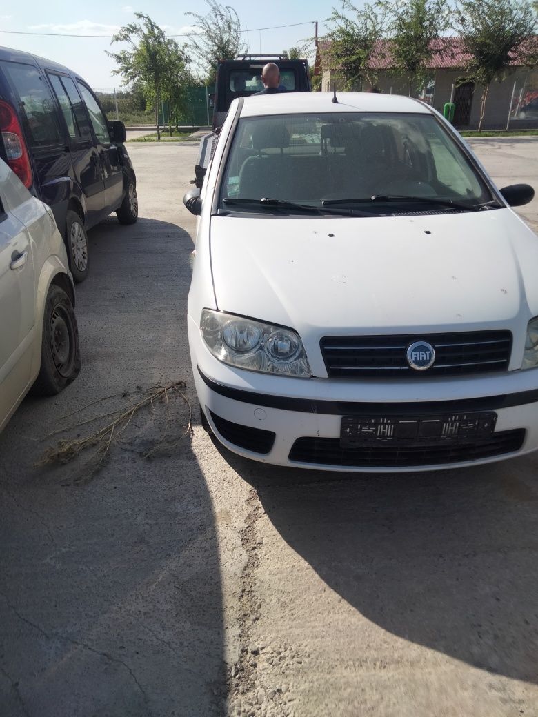 Dezmembrez fiat punto 13 multijet