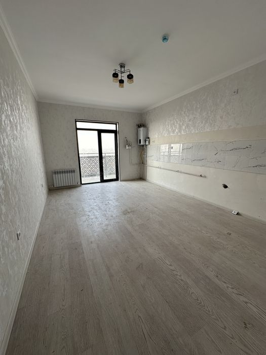 Продаётся срочно в ЖК Урикзар резидинт 75.3кв