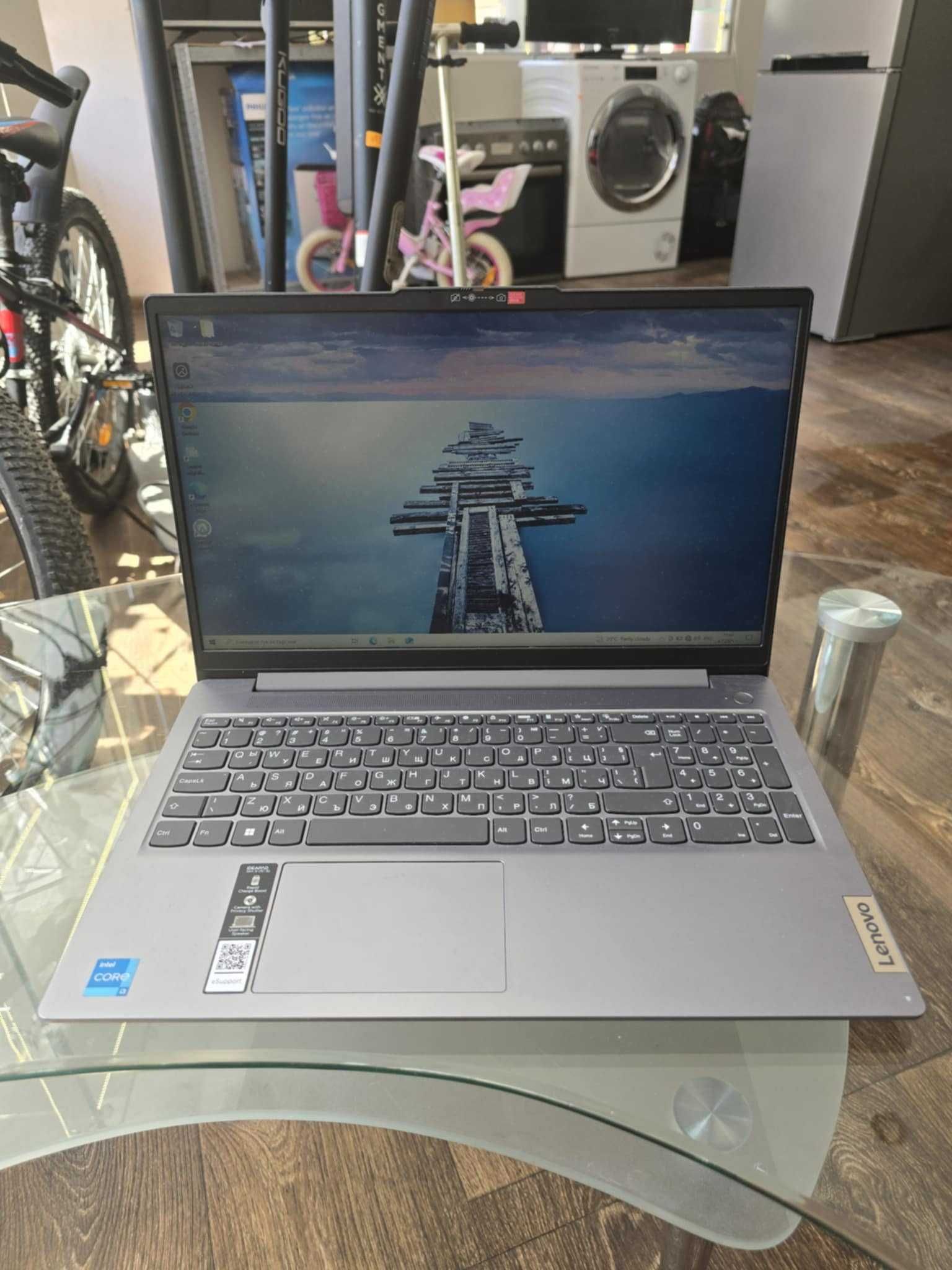 Лаптоп LENOVO Idea Pad Slim 3