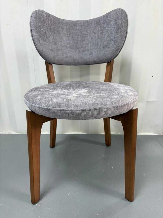 Изготовление столов и стульев из натурального дерева