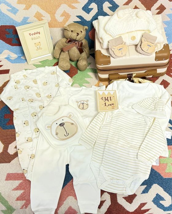 Подарочный набор в чемодане Gift love, предметов 15 шт, бежевый