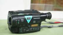 Camera video Hi8 GRUNDIG LC775