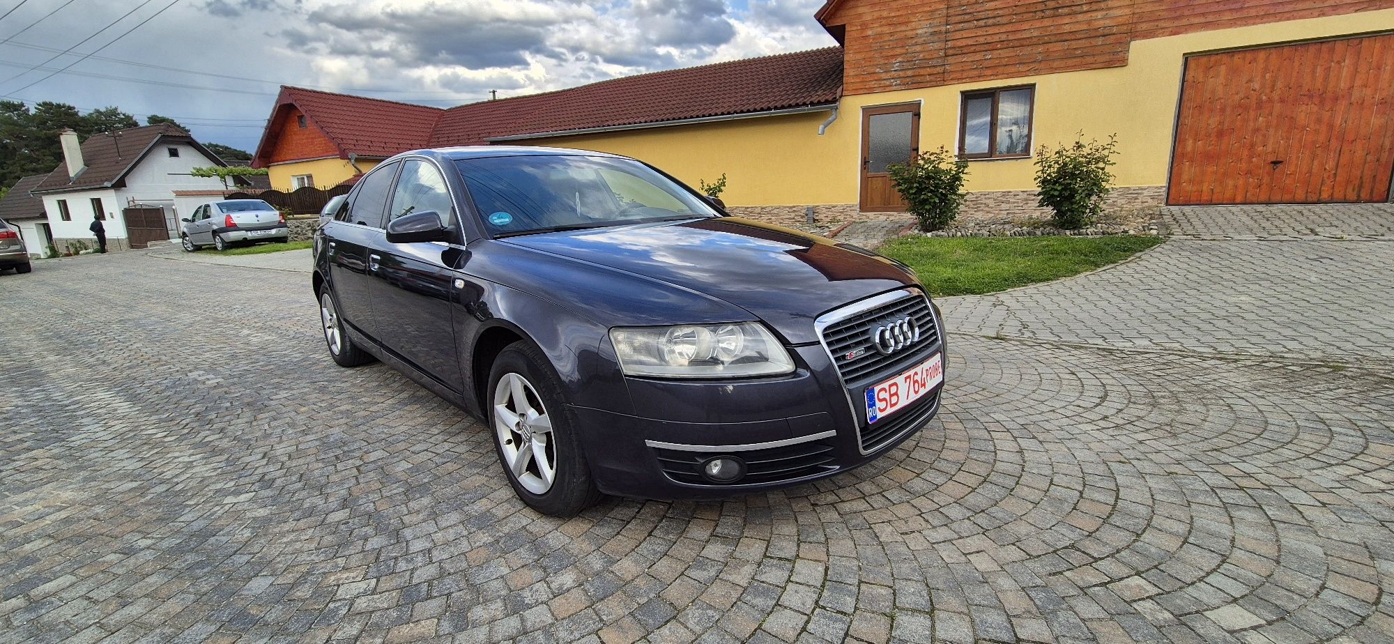 Audi A6 , S line ,diesel ,140 CP ,euro 4 ,clima  ,2005