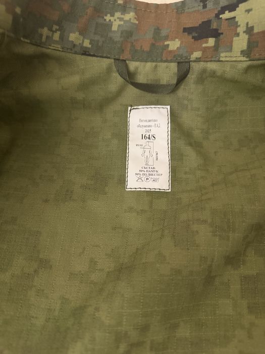 Продавам военна риза