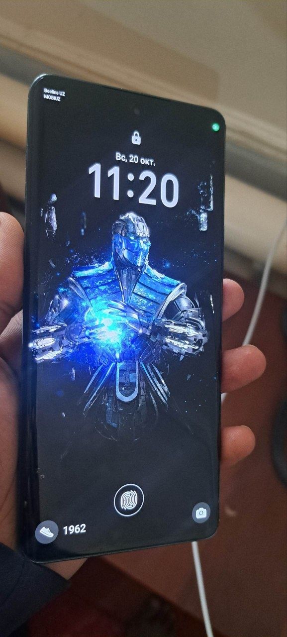 Honor x9b yangi xolatda 20 kun boldi olganimga srochno sotaman