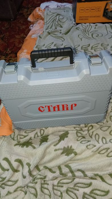 Продам перфоратор Ставр