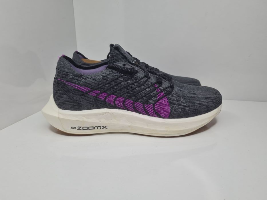 Маратонки Nike Pegasus Turbo Next

Чисто нови с кутия.

Размер 39 стел