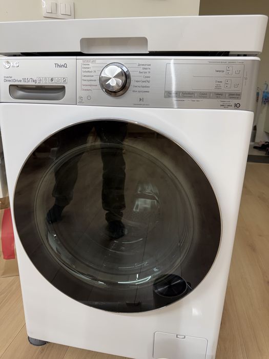 LG Стиральная машина с сушкой 2в1 10,5/7кг
