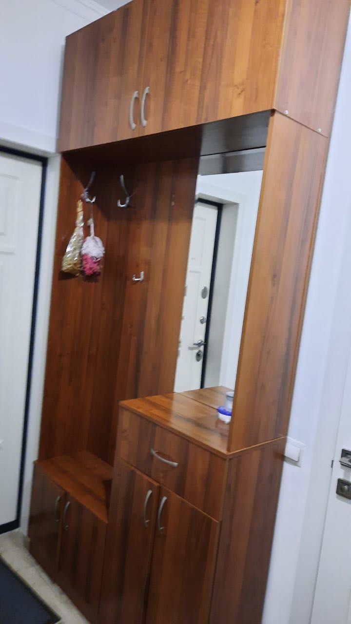 Шкаф для прихожей
